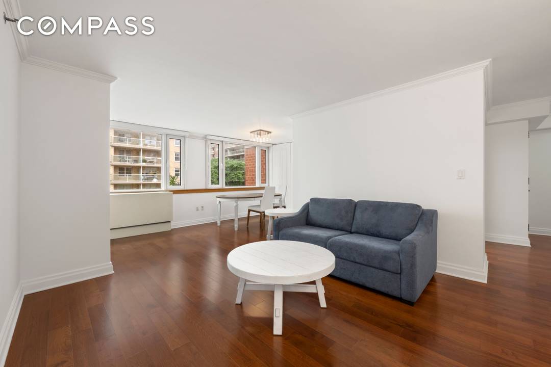 Residence 3B at The Impala is a beautifully proportioned Upper East Side home offering a seamless blend of comfort, functionality, and full service condominium living.