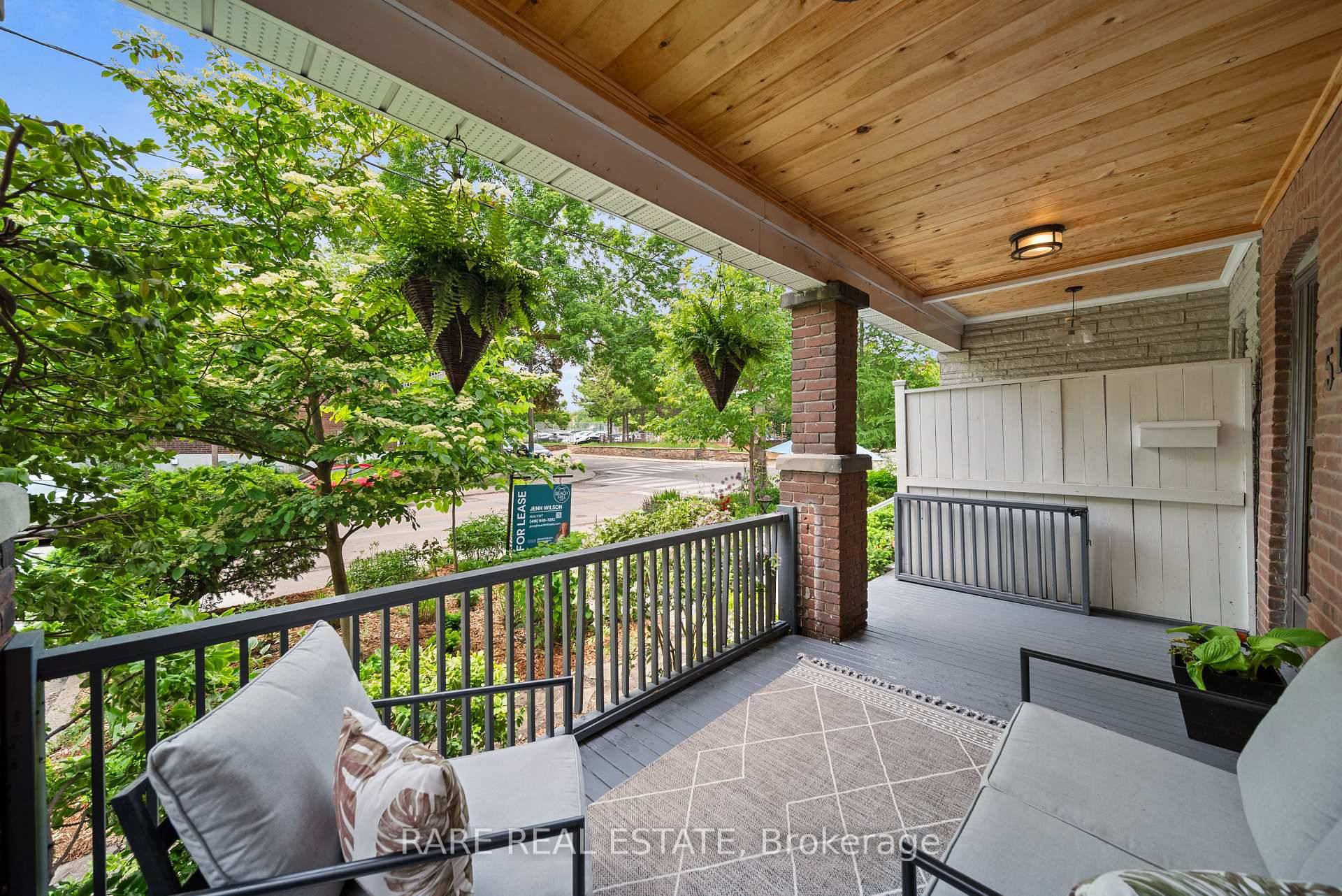 This charming 3 bed, 1 bath red brick home is on beautiful Bowmore Road in the Upper Beach, adjacent to Fairmount Park, with its tennis courts, splash pad, soccer pitch, ...