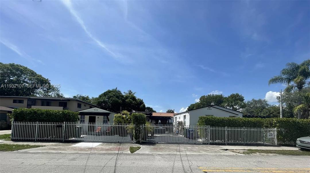 Priced to sell ! Rare corner lot legal duplex in a prime North Miami location near Barry University, ideal for owner occupants or house hack buyers.