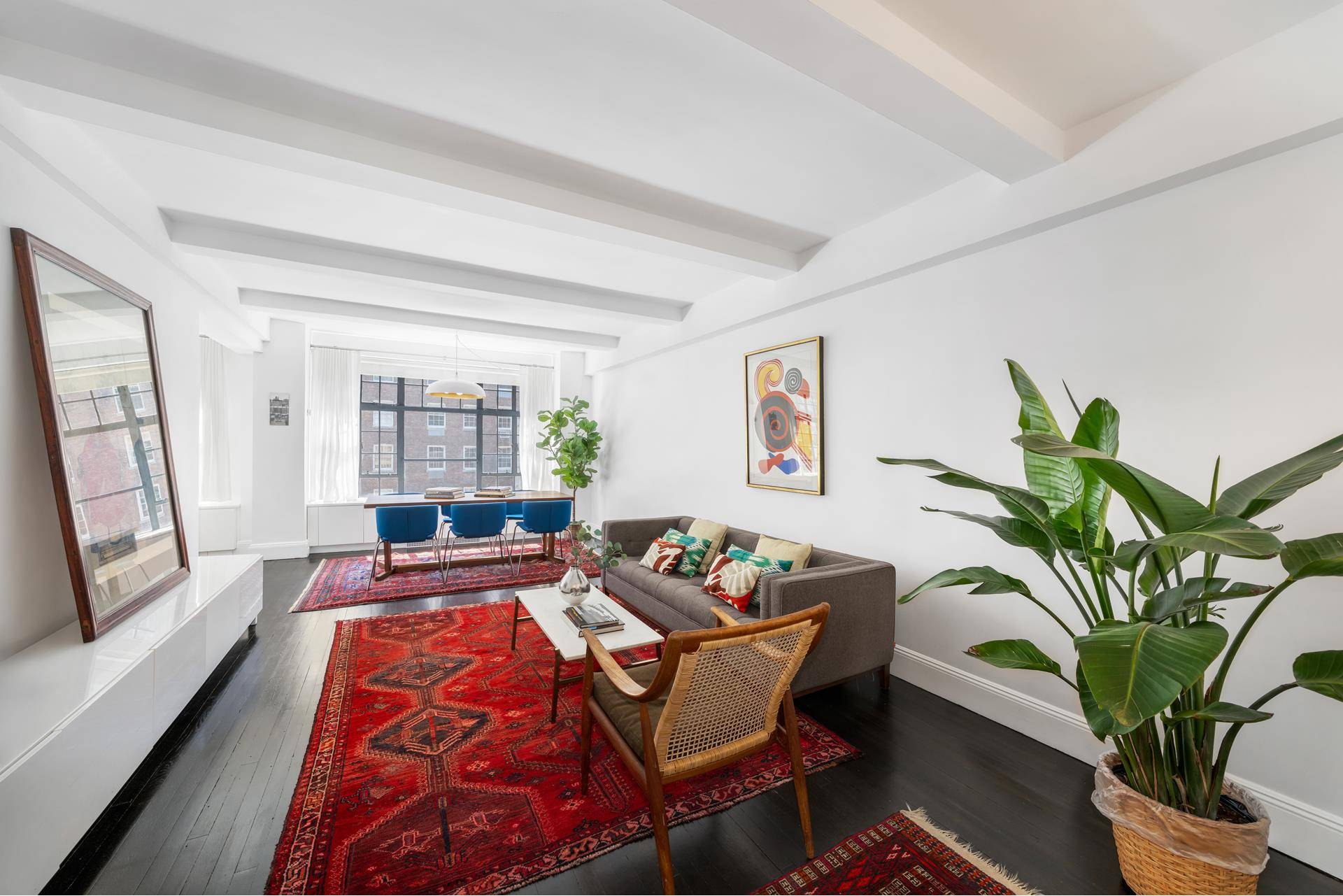BRAND NEW ON MARKET SUNNY, SLEEK AND CHIC This absolutely stunning, meticulously renovated 2 bedroom, 2 bathroom prewar home is flooded with natural light and overflowing with both 1920s character ...