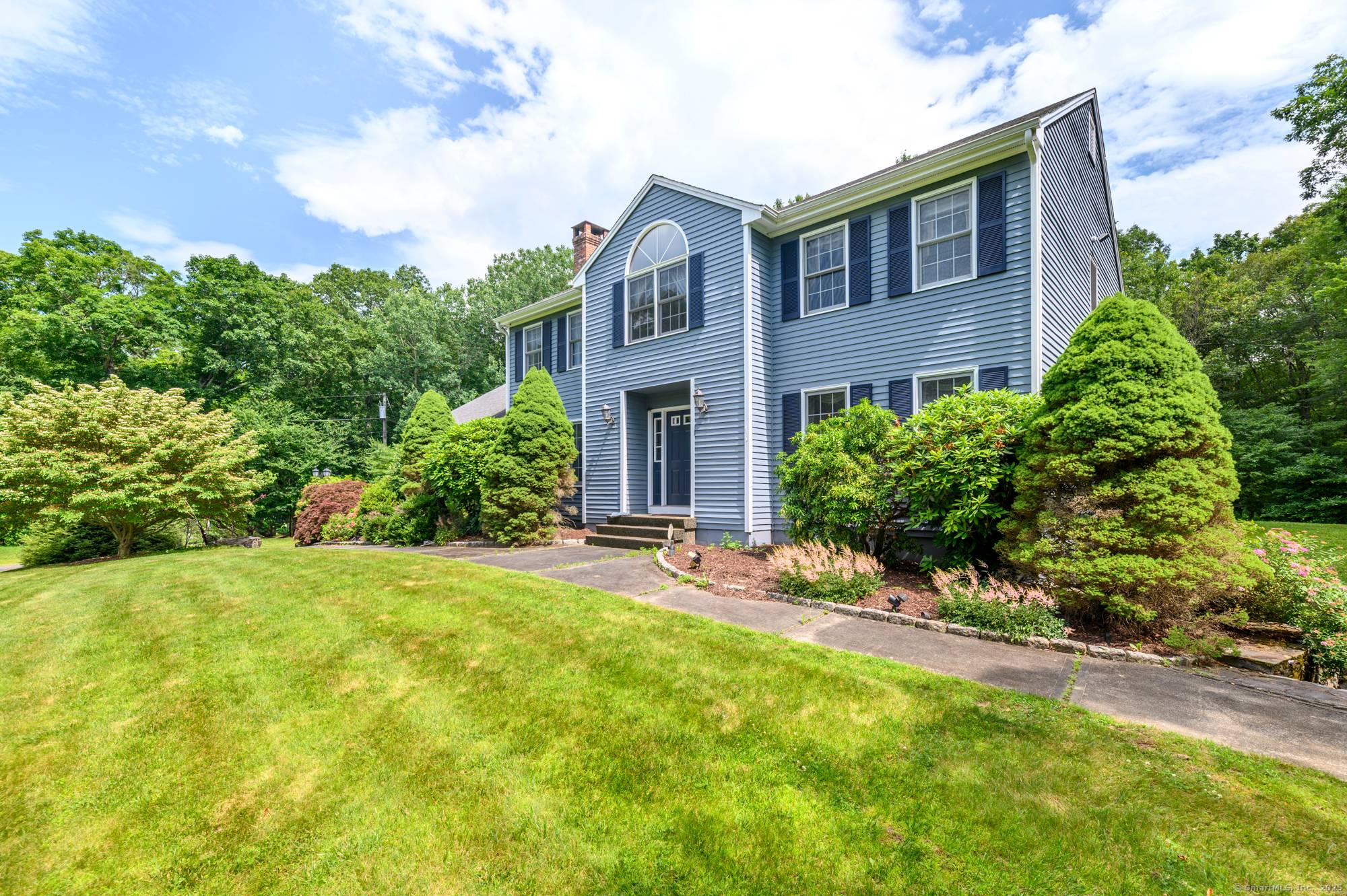 Welcome to this custom colonial tucked away in Monroe's desirable Hammertown Estates.