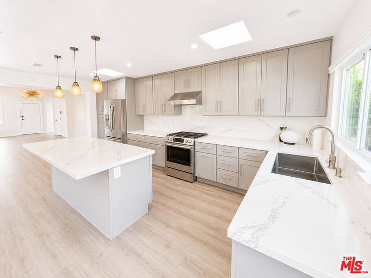 1636   Courtney Ave 3BR Hollywood Hills East La