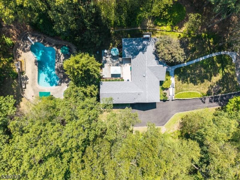 A Home That's So Much Bigger Than It Appears !