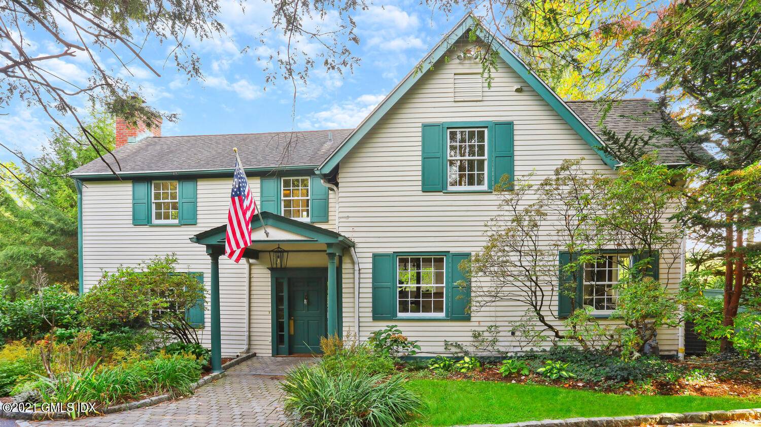 Beautifully updated home in sought after Parsonage Rd neighborhood, within Greenwich's prestigious ''Golden Triangle''.