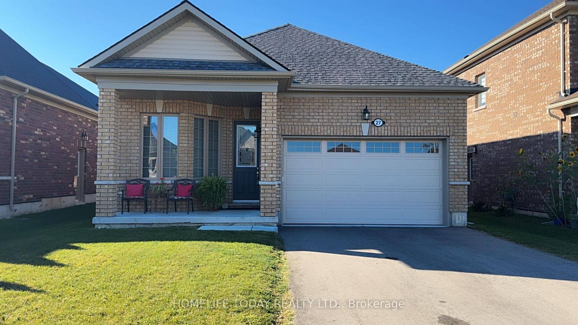 Welcome To This Beautiful 4 Bedroom 3 Washroom Detached House brick bungalow in a desirable family friendly neighbourhood.