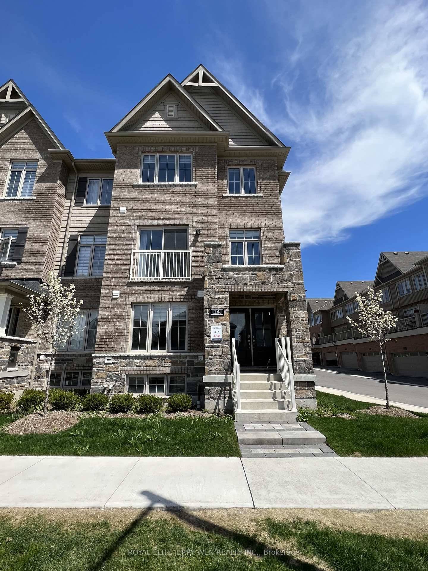 Experience The Luxury Of This Stunning 5 Year Old End Unit Townhouse, Ideally Situated In A Highly Sought After Neighborhood.