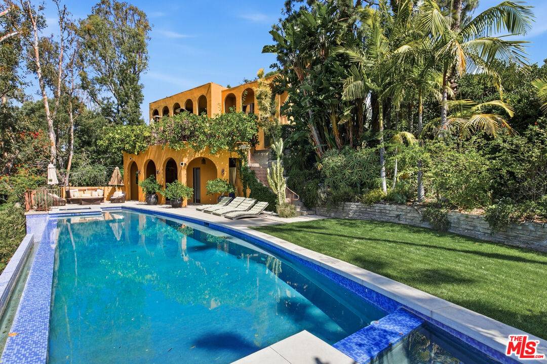 6203 Temple Hill Dr 3BR Hollywood Hills East La