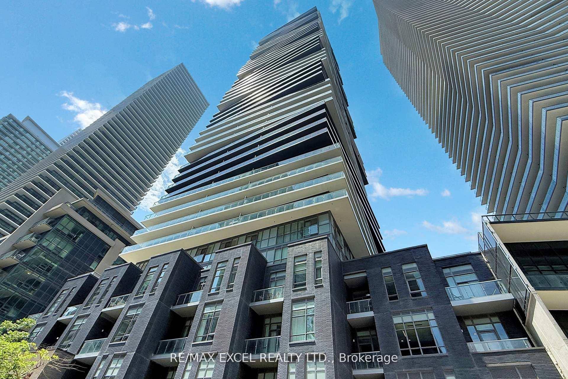 Beautiful Lago Condo In A Convenient Location.