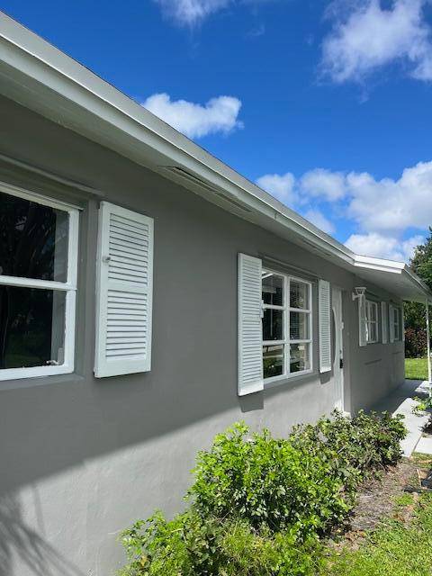 NO HOA ! ! ! ! Beautiful updated Single Family Home with large yard, plenty space for a big pool and more.