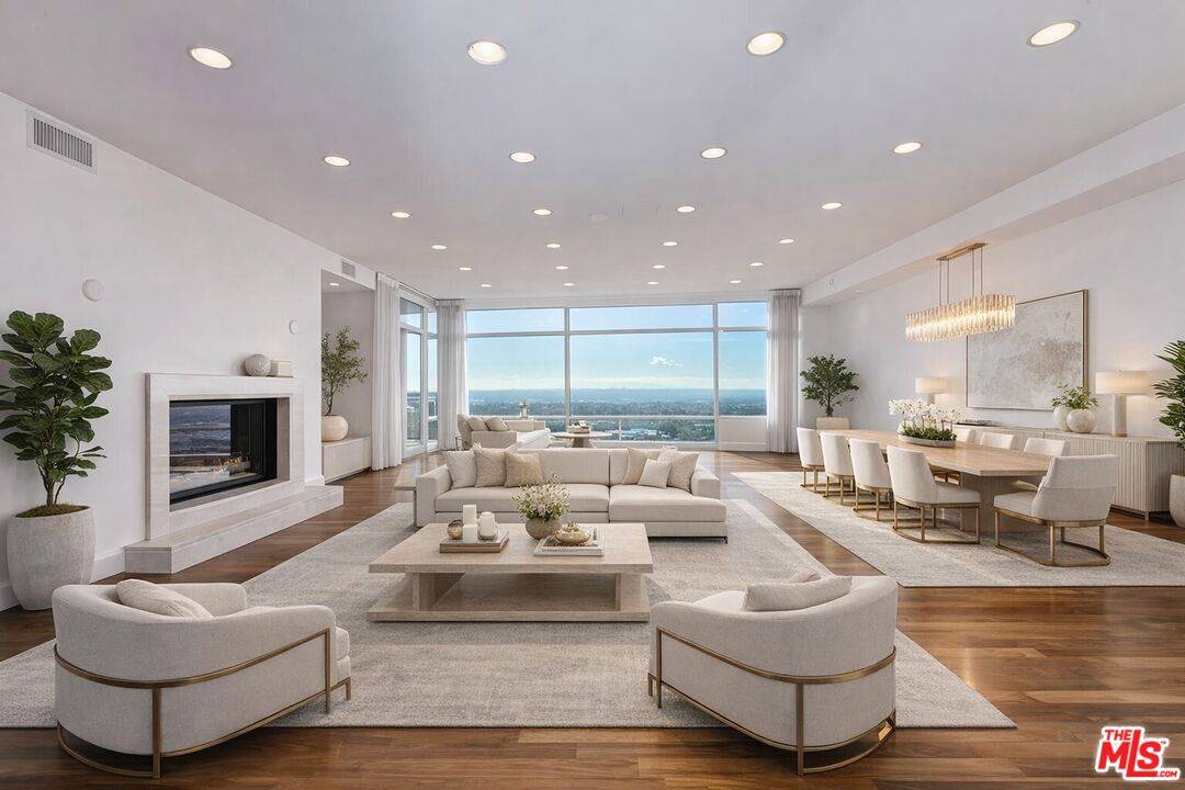 1 W Century Dr 2BR Beverlywood La