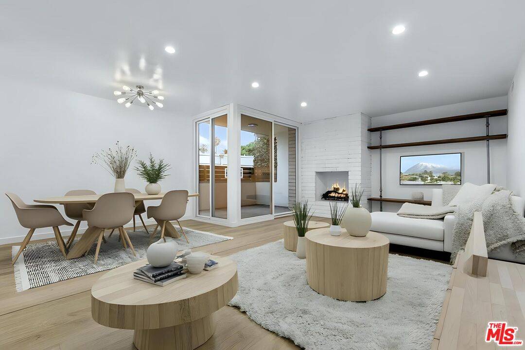 1807   Camden Ave 2BR Beverlywood La