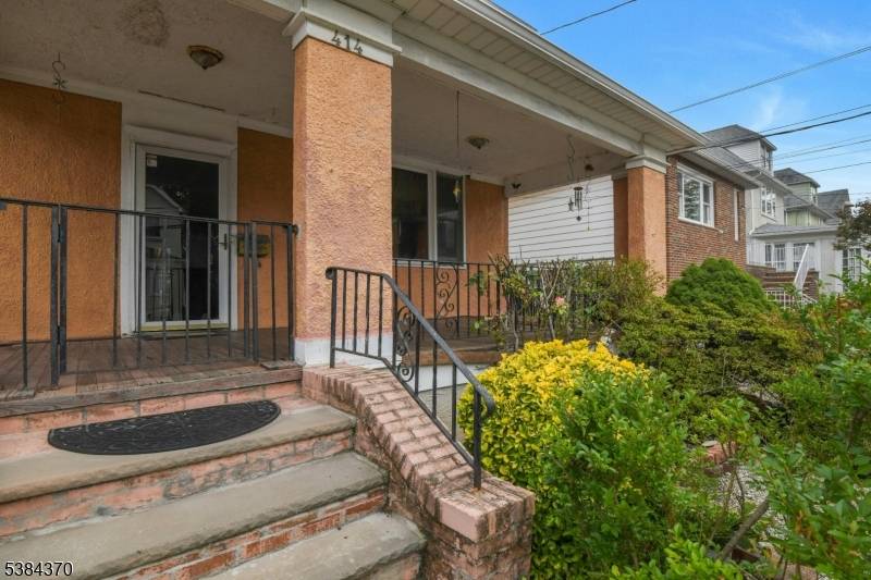 Discover the potential of this spacious 4 bedroom, 1 and a half bath home located in one of North Bergen's most desirable areas just one block from scenic North Hudson ...