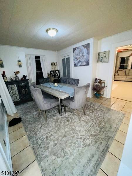 Charming home in the desirable Valley section of Orange.