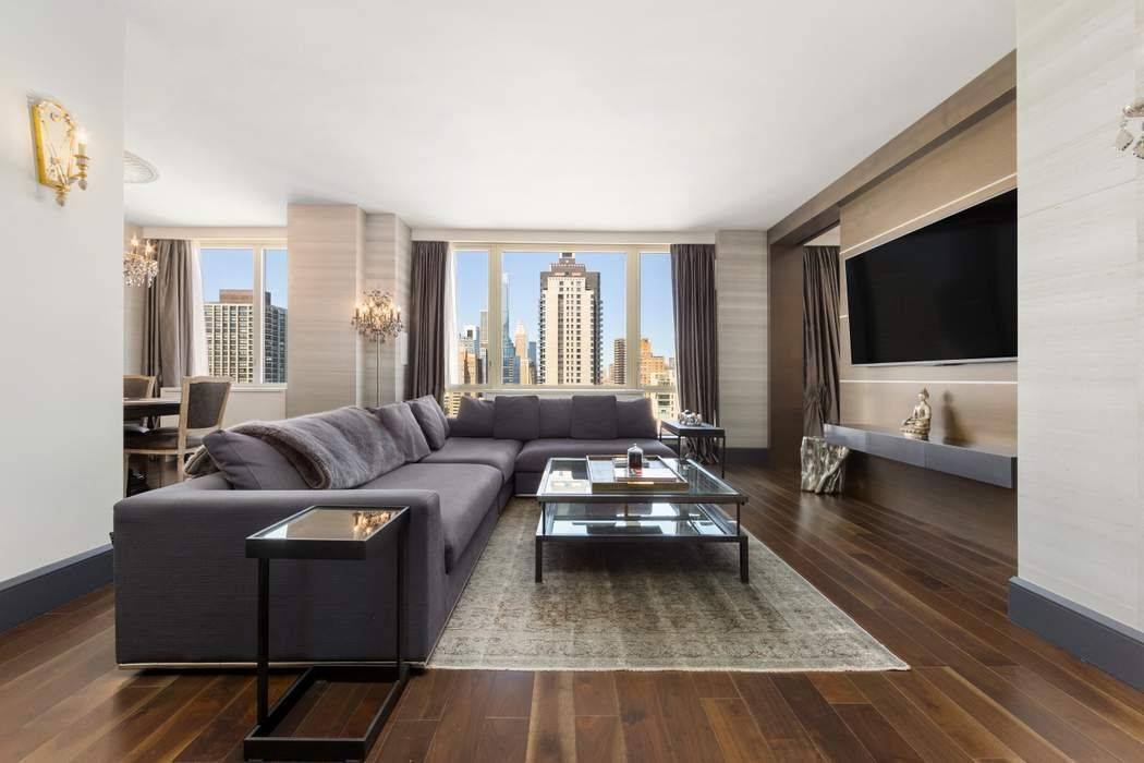 A One of a Kind Renovation with Soaring Ceilings and Sweeping Views This extraordinary 1, 108 sq ft one bedroom, one and a half bath residence is truly one of ...