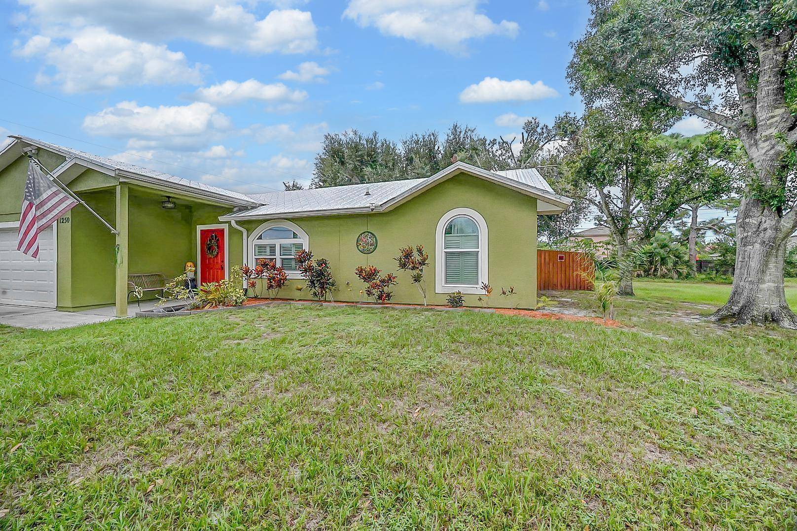 Move In Ready Home Just Minutes from Tradition !
