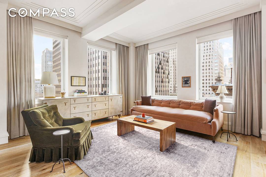 Introducing a rare opportunity to own a spacious, well appointed, and sunlit home in one of Tribeca s coveted full service condominiums.