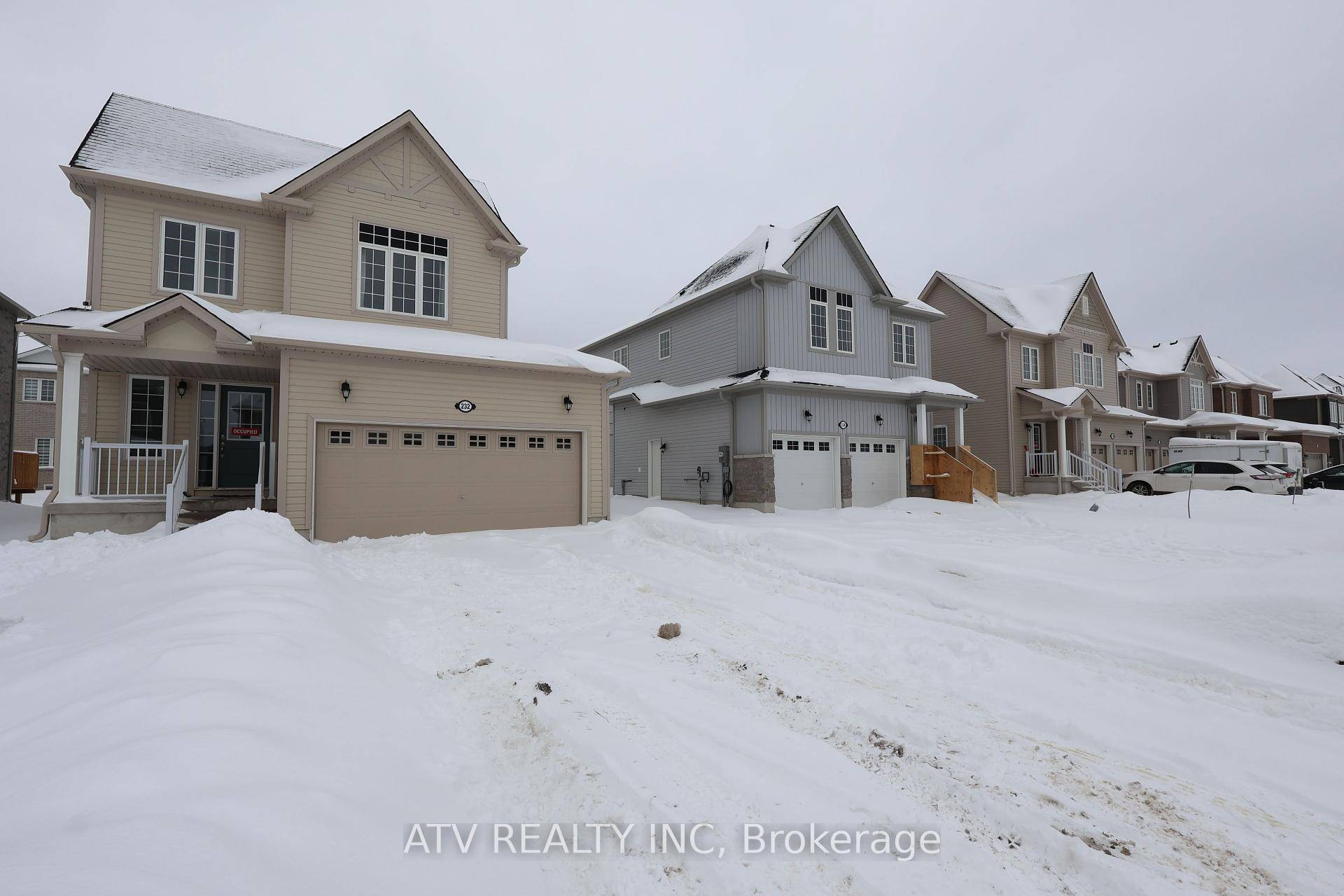 A Beautiful House In The Heart Of Charming Syainer !