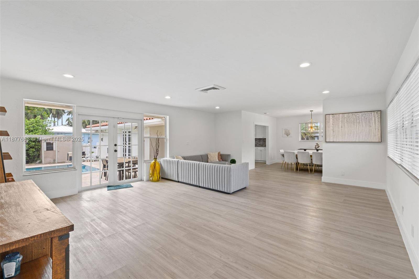 Step into this charming 5 BD amp ; 3.