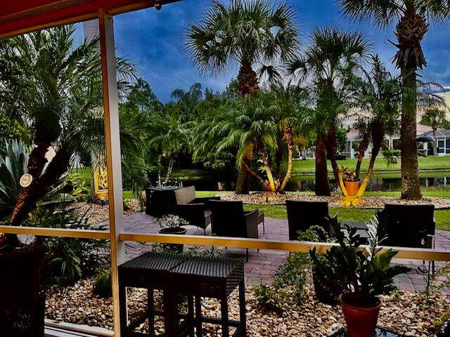 Welcome to Lakes Life ! From the moment you arrive, you'll be captivated by mature, meticulously maintained landscaping and sweeping lake views that set the tone for this exceptional community ...