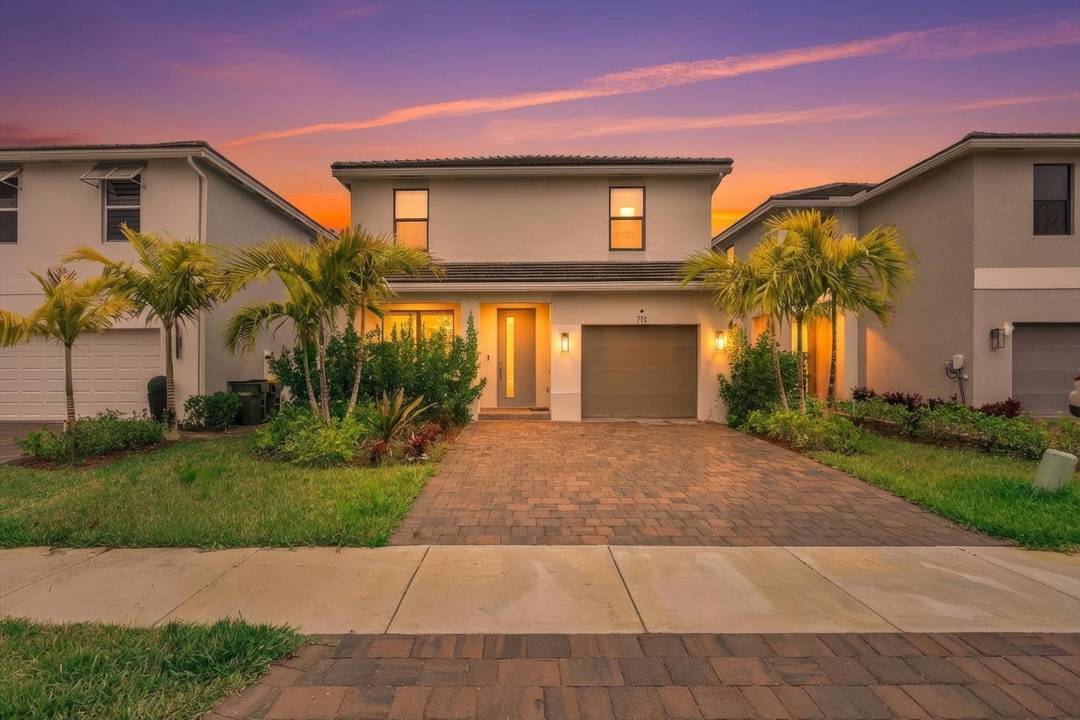 This spacious 4 bed, 3 bath single family home has 2, 085 sq ft of living space with a one car garage.