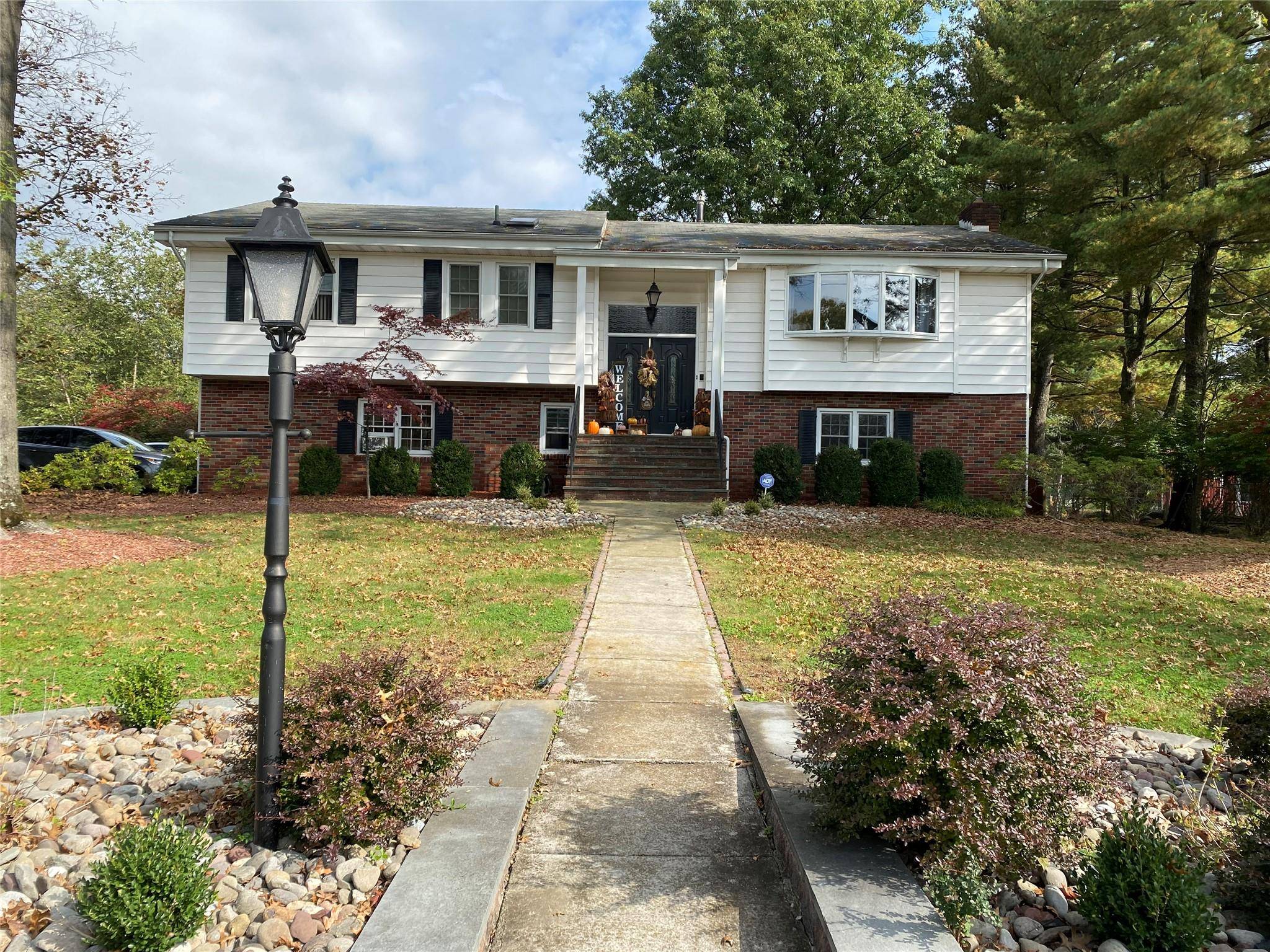 Welcome to 1 Parkview Dr.