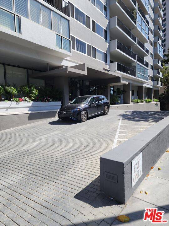10450   Wilshire Blvd 1BR Westwood La