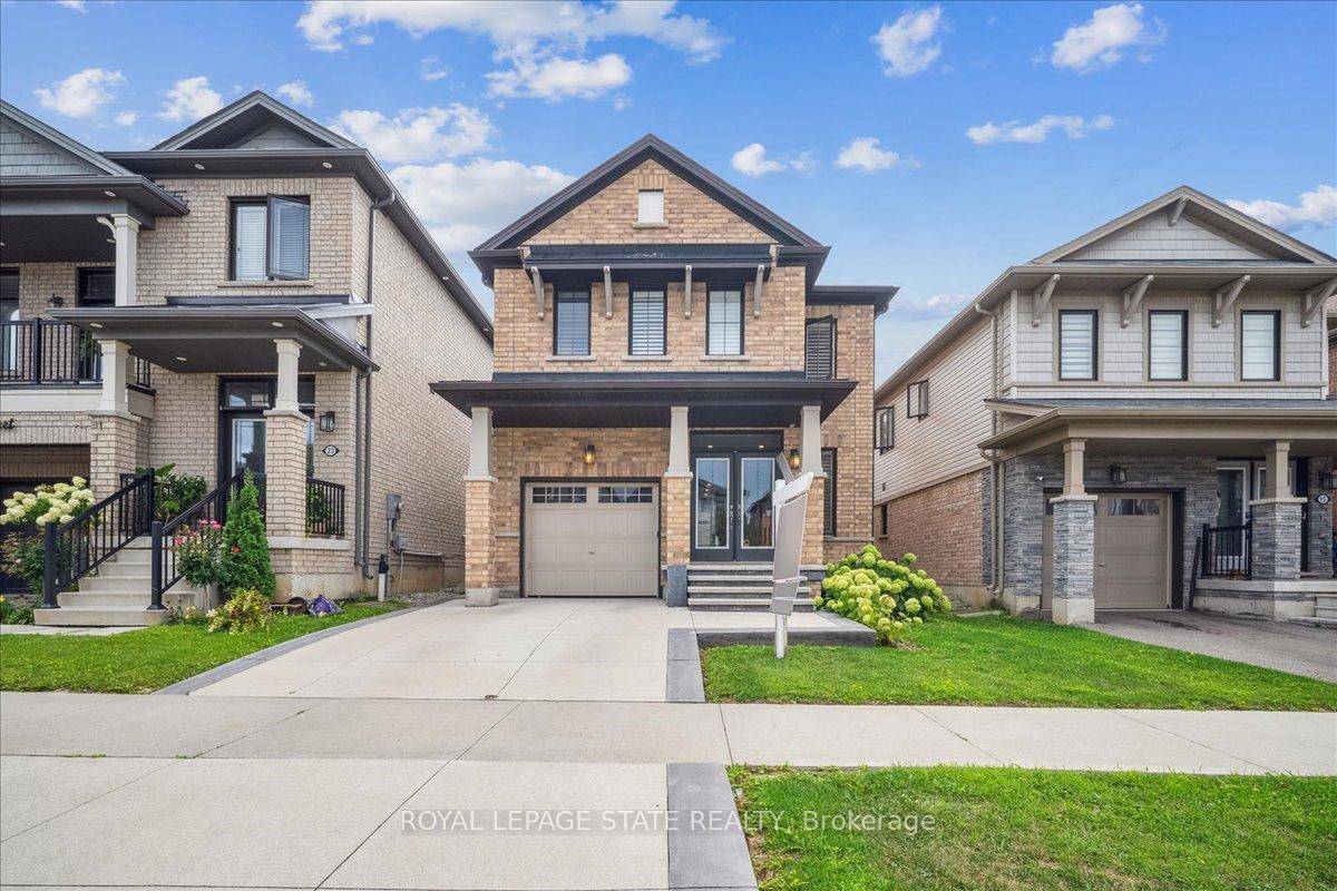 Step into this beautiful 2 storey detached home that offers the perfect blend of comfort, space, and functionality.