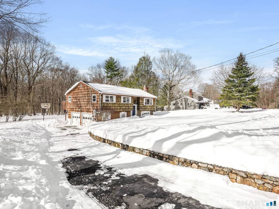 An exceptional opportunity to live in one of Trumbull's sought after Tashua neighborhoods, set on a beautiful one acre property backing directly to town owned open space and the Easton ...