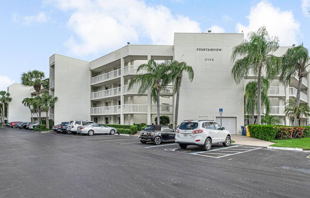 This turnkey 55 community condo is move in ready, featuring a screened patio with beautiful lake views.