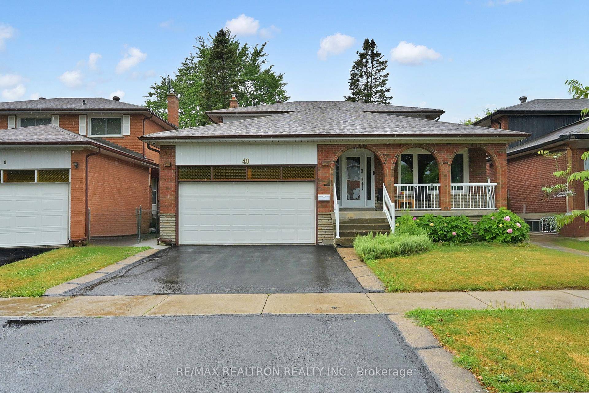 Enjoy This Newly Renovated, Beautifully Maintained, Basement Apartment In The Sought AfterNeighbourhood.
