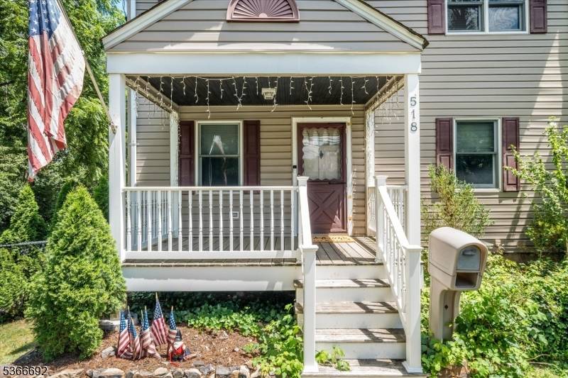 Welcome to this beautifully maintained 3 bedroom, 3 full bathroom home that blends charm, functionality, and easy access to the essentials.
