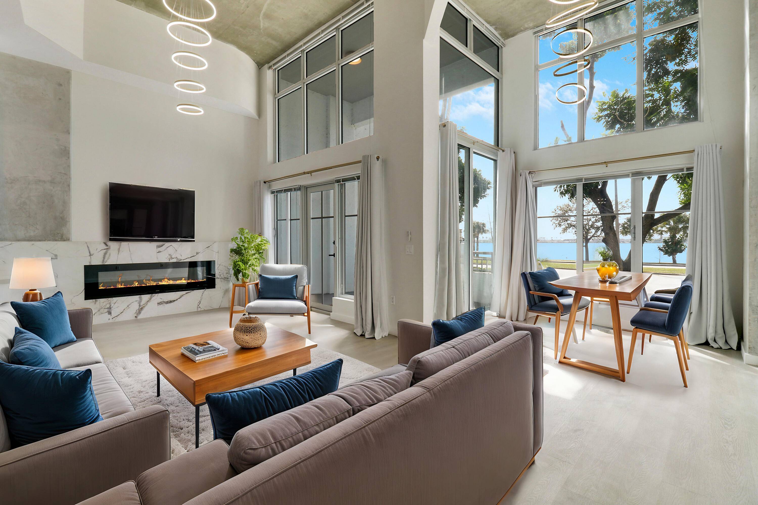 Welcome to your own piece of paradise, with amazing water views !