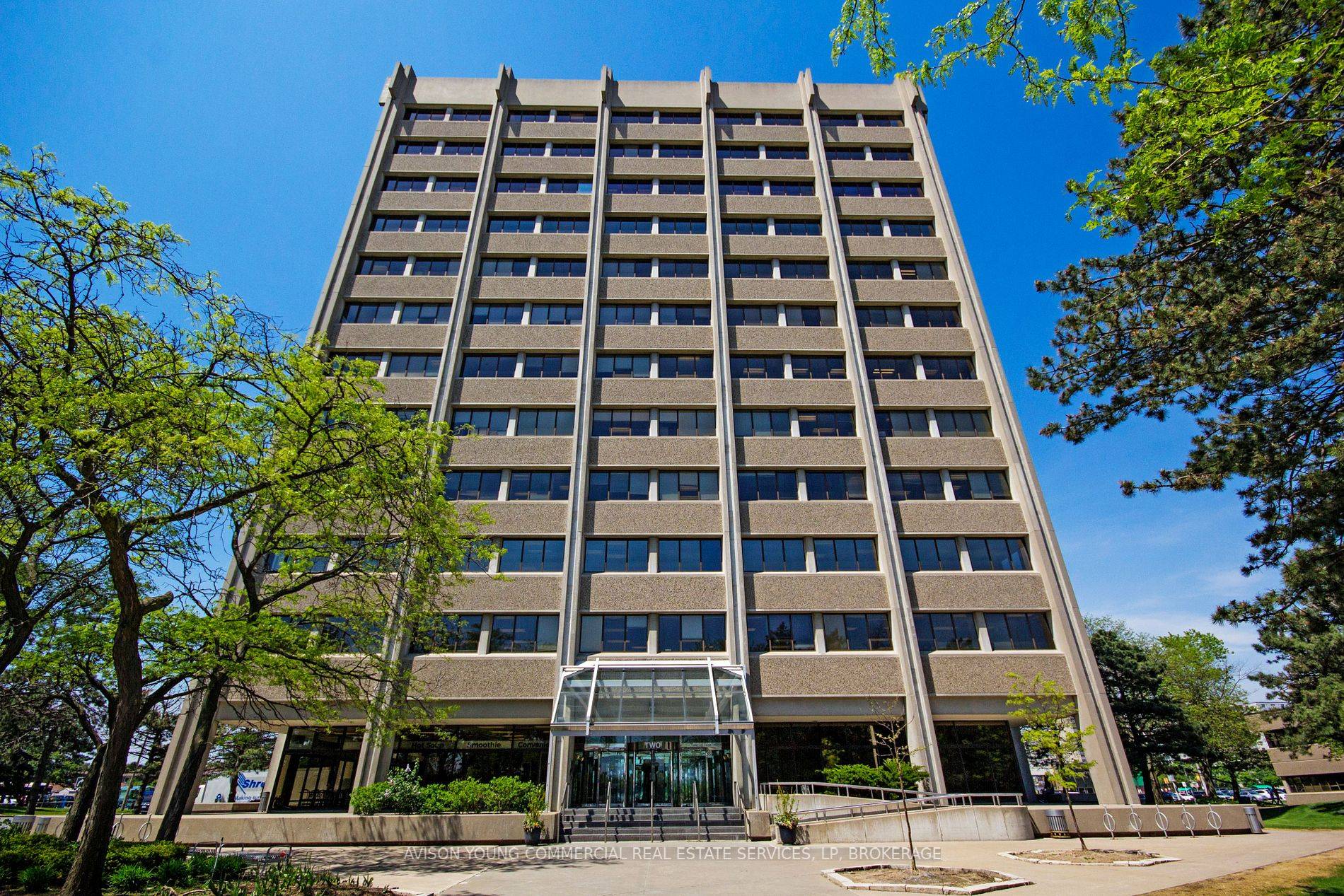 2 Lansing Square, Situated At The Corner Of Sheppard Avenue East amp ; Victoria Park Avenue, Provides A Unique Business Environment Surrounded By A Mature, Landscaped Environment.