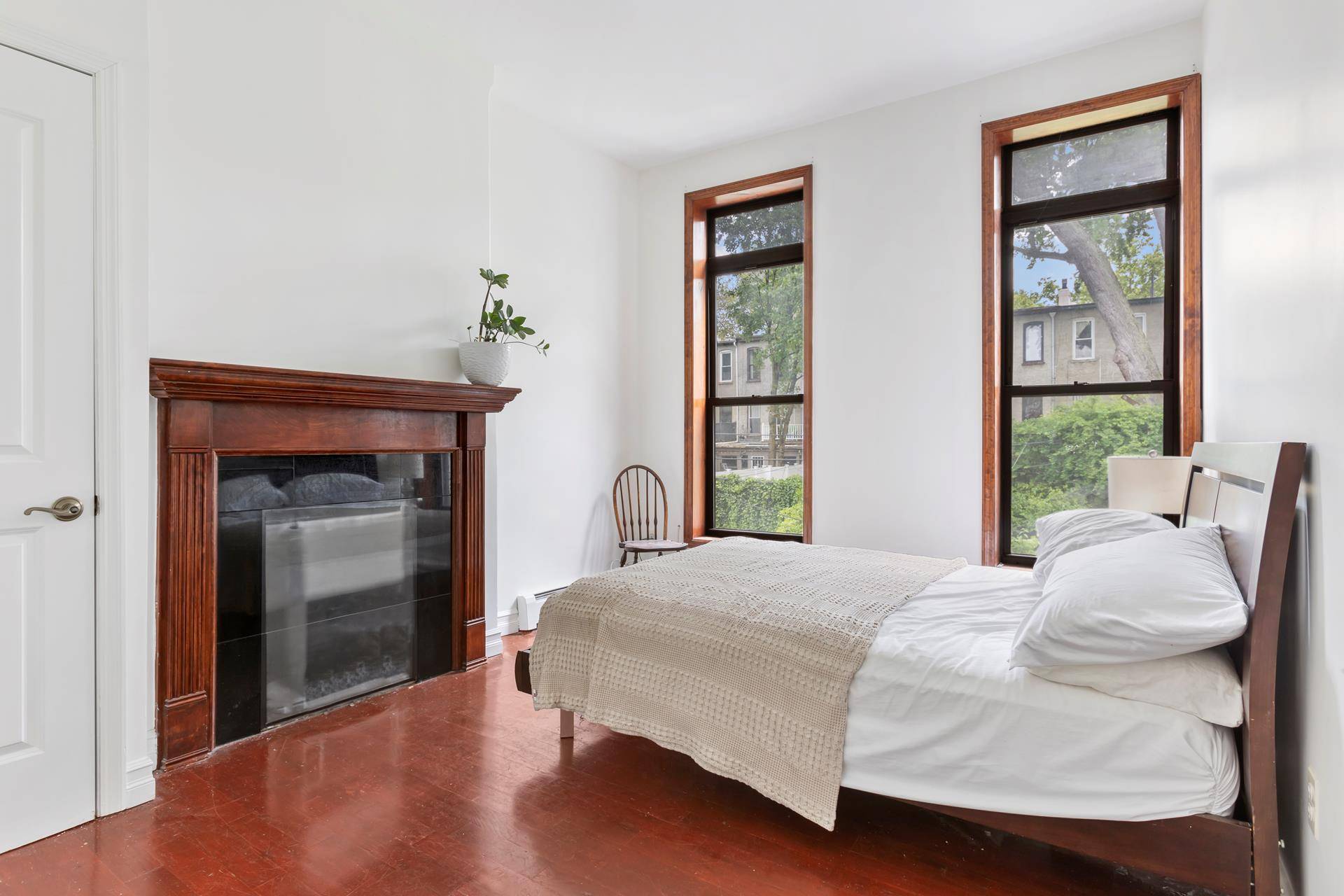 434A Lexington Avenue Unit 1 is a newly renovated 2 bed, 1 bath unit within a classic Bed Stuy Two family Brownstone.