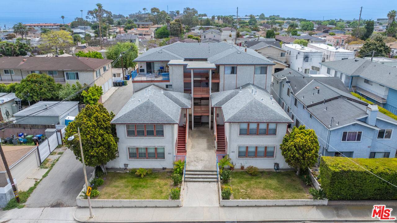 823 W 25th St 17BR La