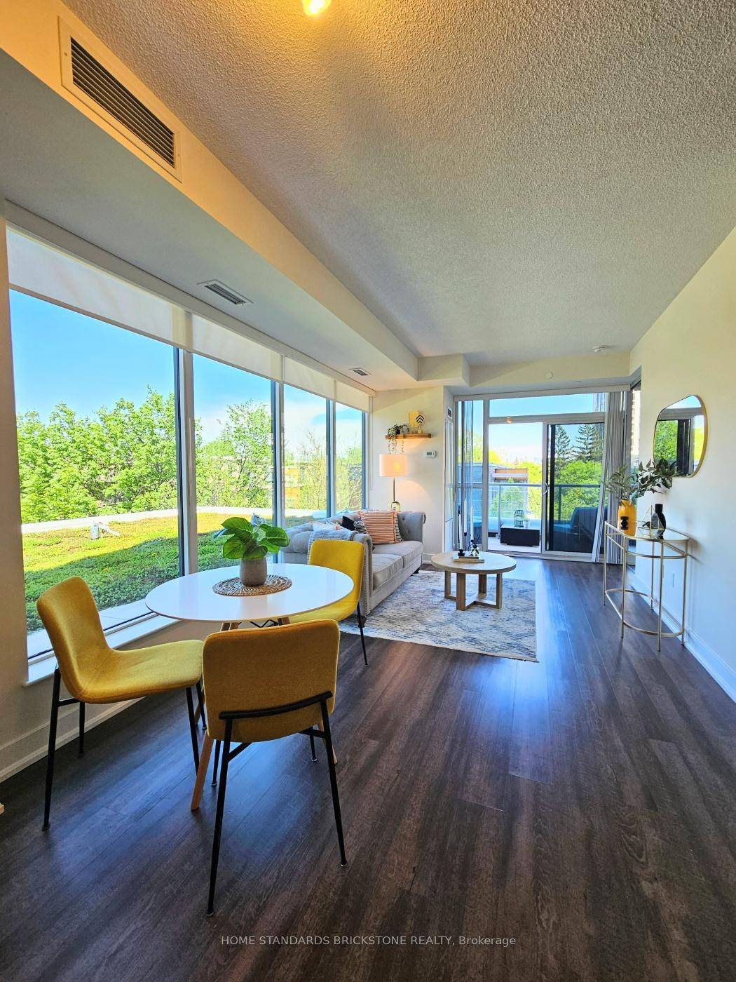 Experience luxury living at 88 Sheppard Ave E.