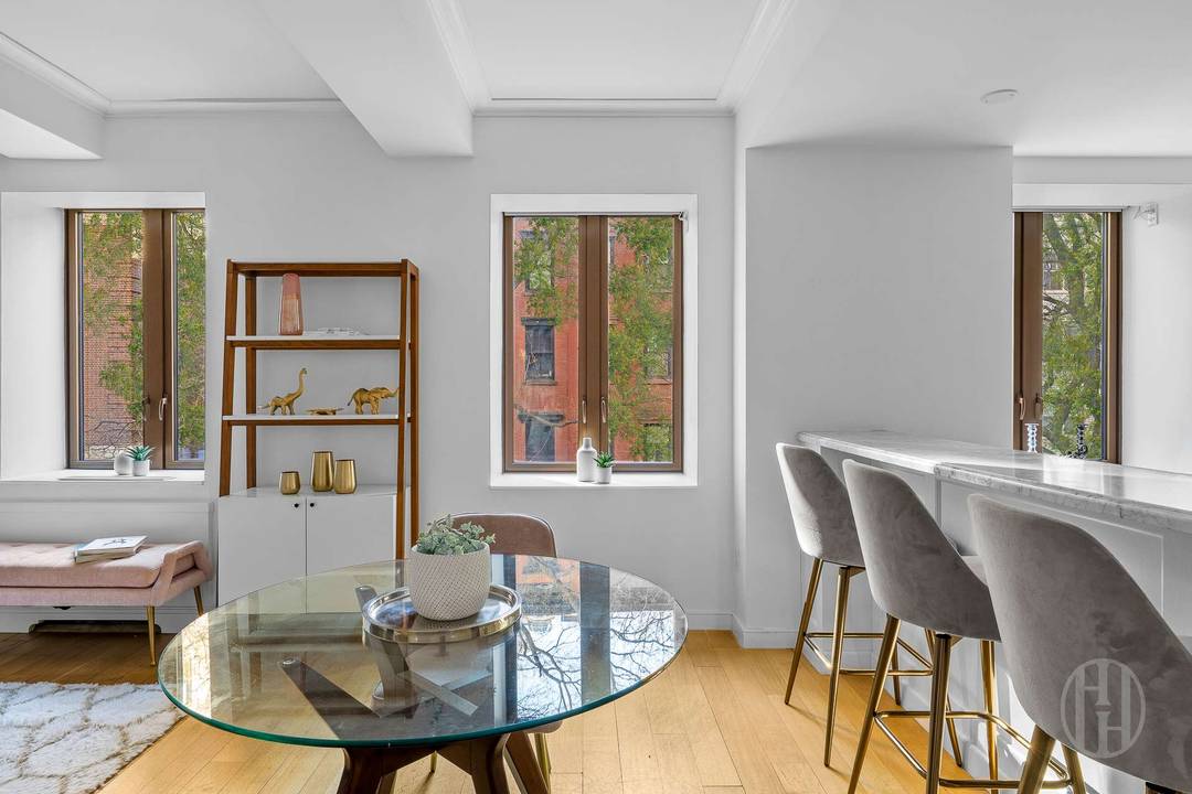 Luxury Condo Living Awaits at The Prewar at Gramercy Square Where timeless elegance meets modern sophistication.