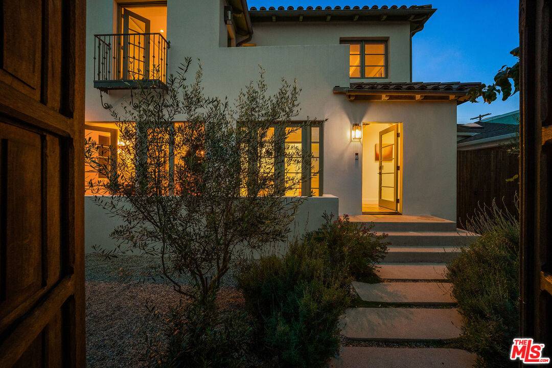 3128 Stanford Ave 4BR Marina Del Rey La