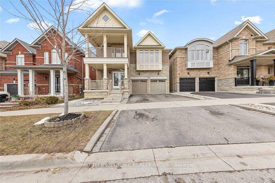 Location ! This Bright, Spacious Lower Level Suite Offers A True Home Within A Home With A Private Separate Entrance For Exceptional Privacy.