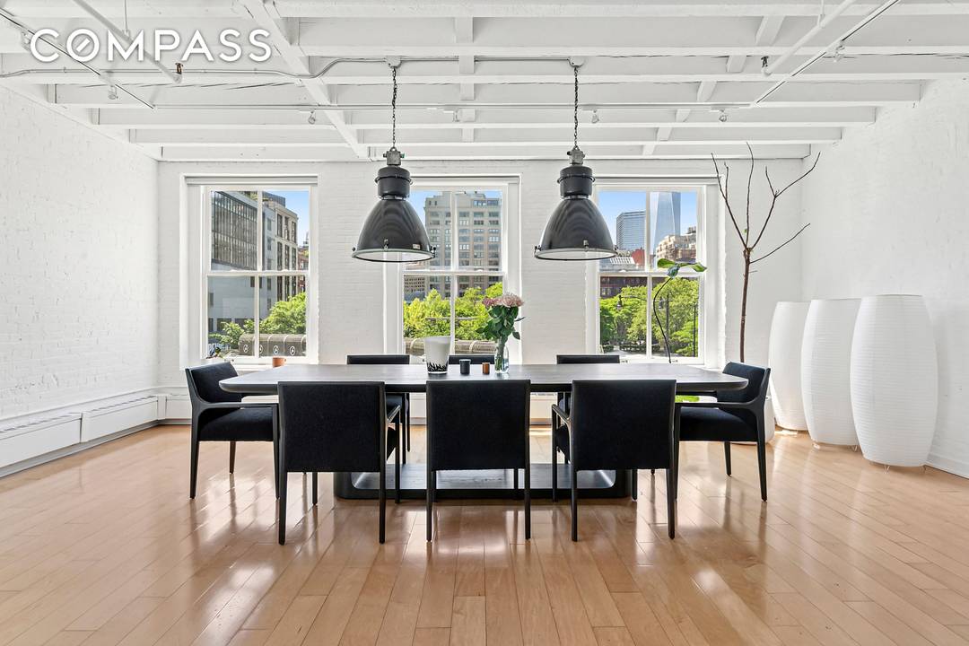 This large convertible three bedroom, three and a half bath loft is located in the landmarked Cobblestone Lofts, a full service boutique Condominium in Tribeca.