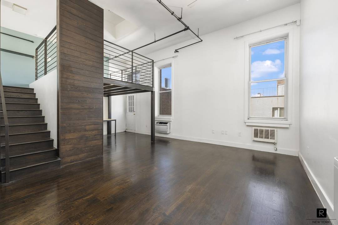 OPEN HOUSES BY APPOINTMENT ONLYWelcome to Apartment 506, a stunning industrial loft originally part of the historic Kirkman amp ; Sons soap factory.