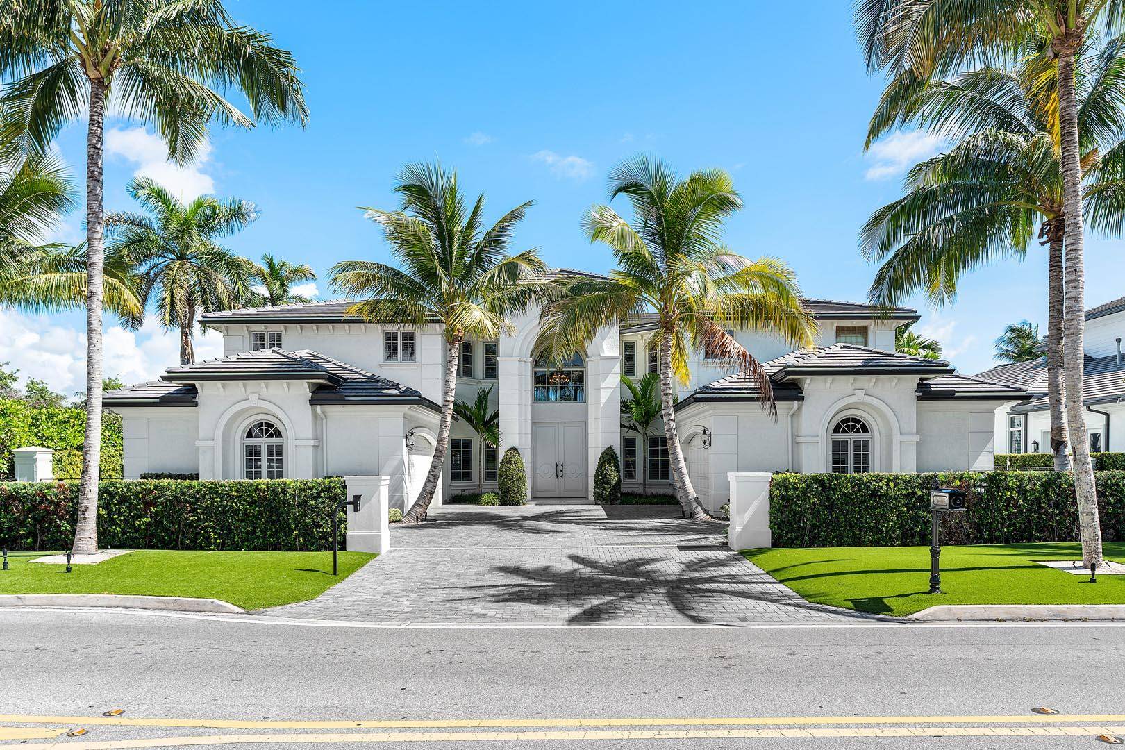 Beyond the gates of a private motor court, this six bedroom golf course estate offers a lifestyle defined by elegance, privacy, and sweeping views of the Jack Nicklaus Signature Course.