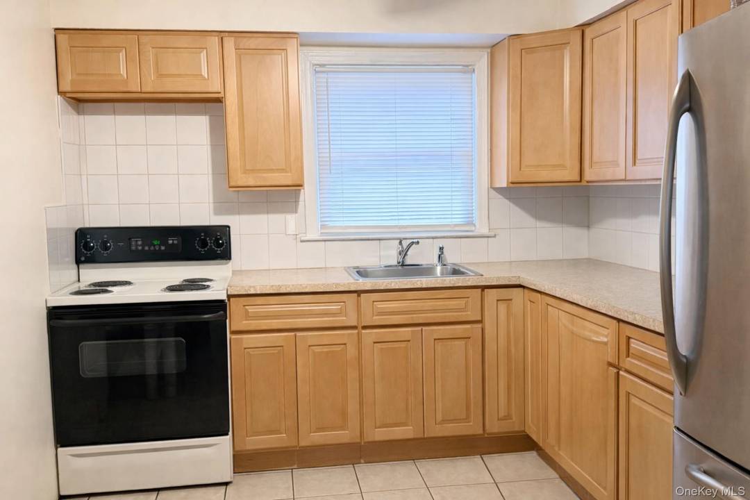 3 Bedroom 1 Bath spacious apartment.