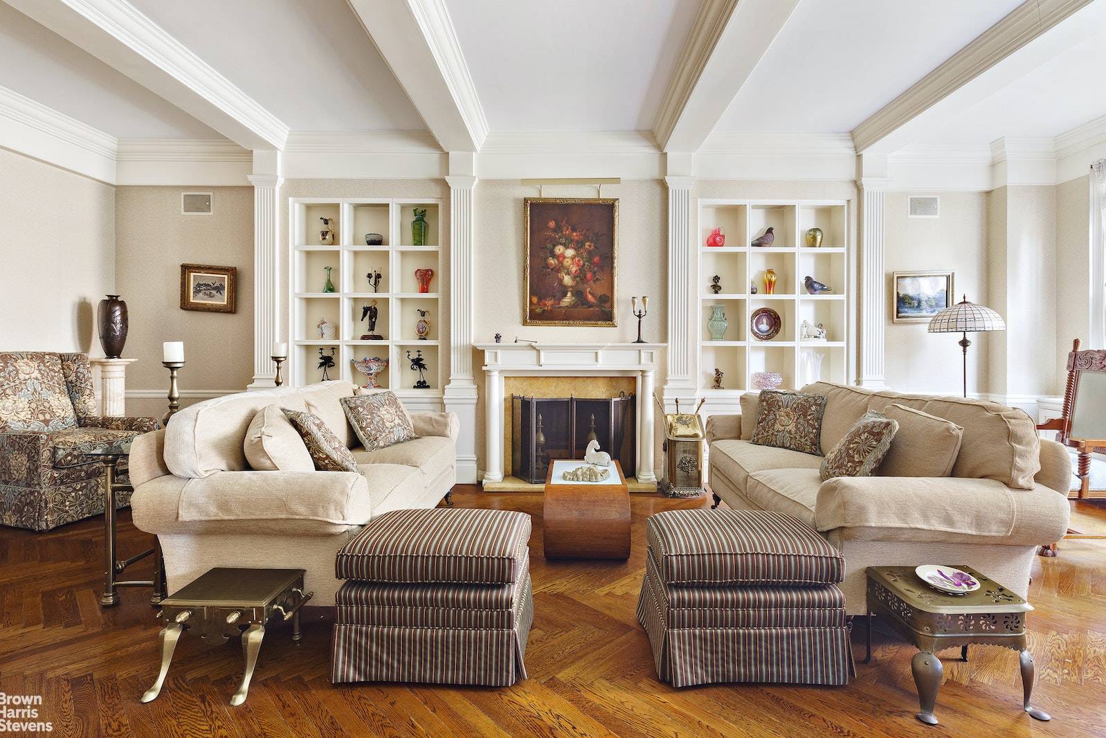This stunning 7 room prewar residence is in one of Carnegie Hill's most regal cooperatives, featuring magnificent arched Gothic styled entrances designed in 1929 by Schwartz amp ; Gross thus ...