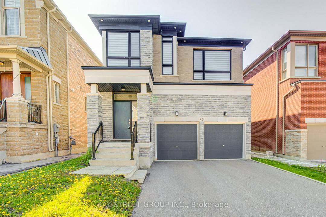 Stunning 4 Bedroom Home W Double Garage In High Demand Westbrook !