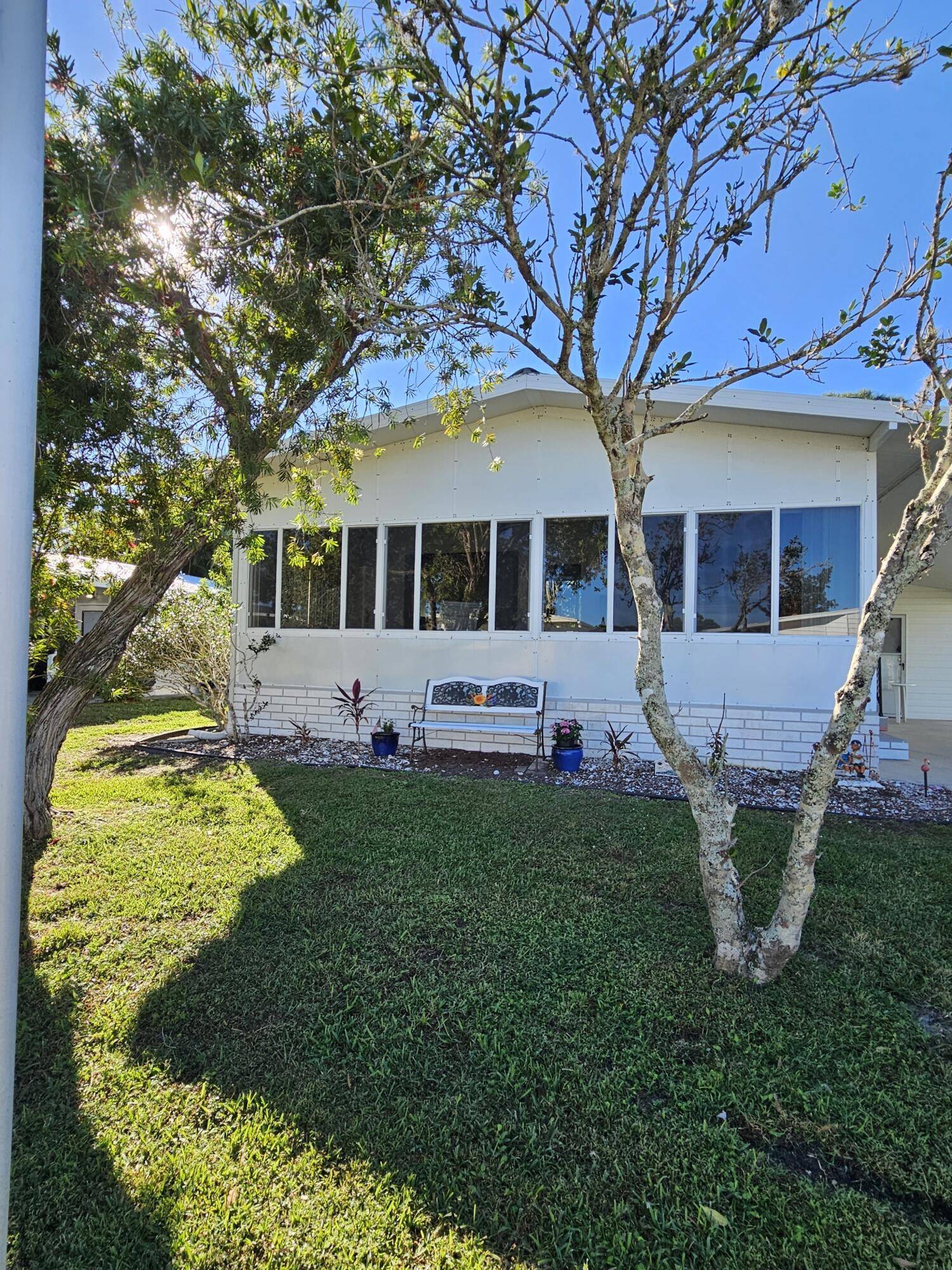 Huge Price Decrease ! OWN THE LAND NO LEASE 55 Savanna Club with golf swim tennis and cafe theatre clubs.