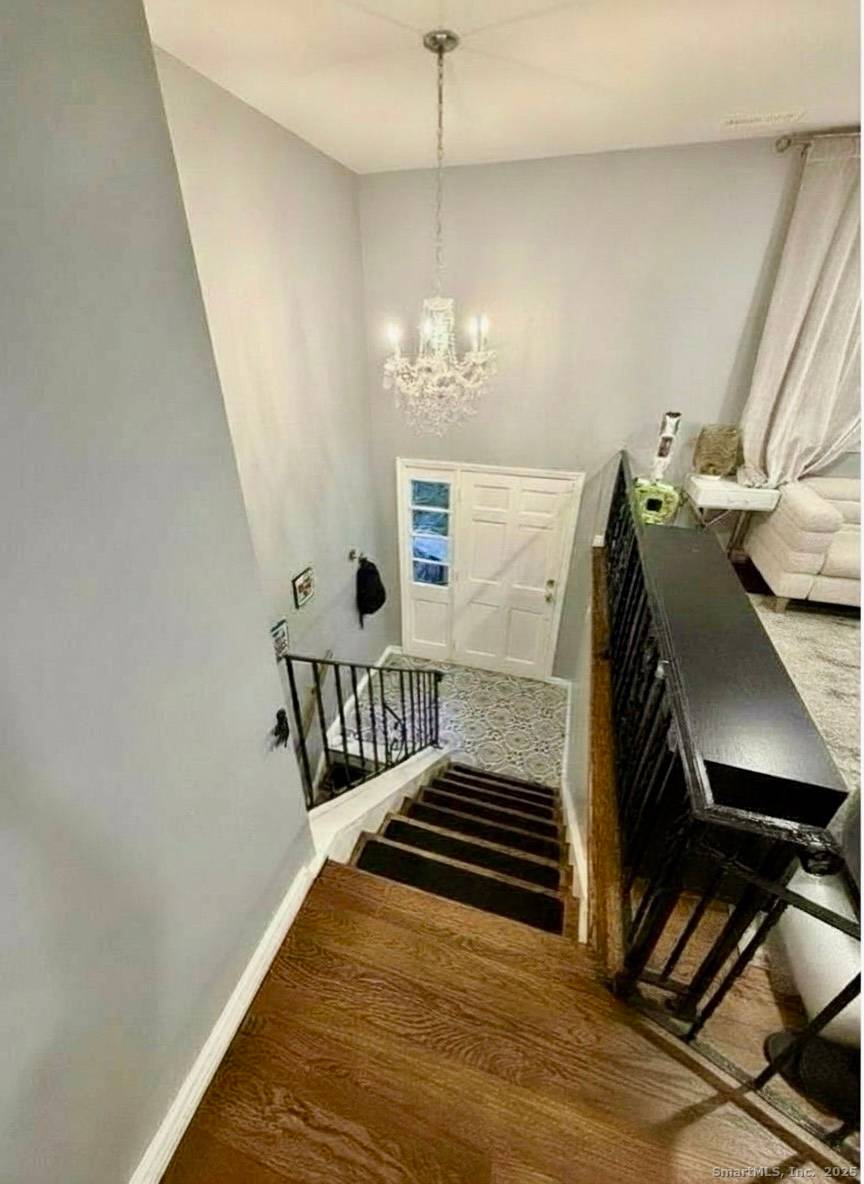 Welcome to 3 Donna Drive, a beautifully renovated 4 bedroom, 2 bath raised ranch for rent in desirable West Norwalk.