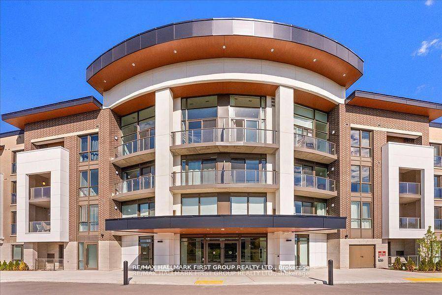 A Rare Find Stunning 1084 Sq Ft Condo with Soaring Ceilings amp ; Forest Views, fully upgraded.