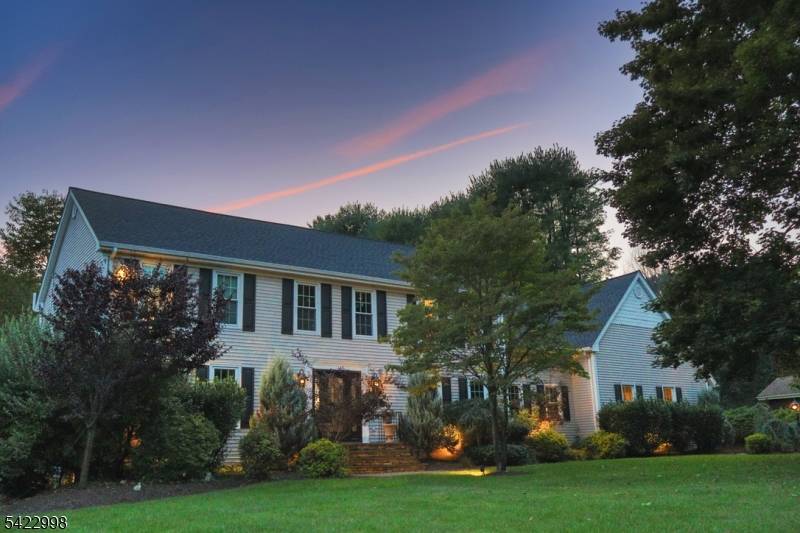 Set on a quiet cul de sac, this home delivers what buyers are looking for right now a fully updated interior and a backyard that feels like your own private ...