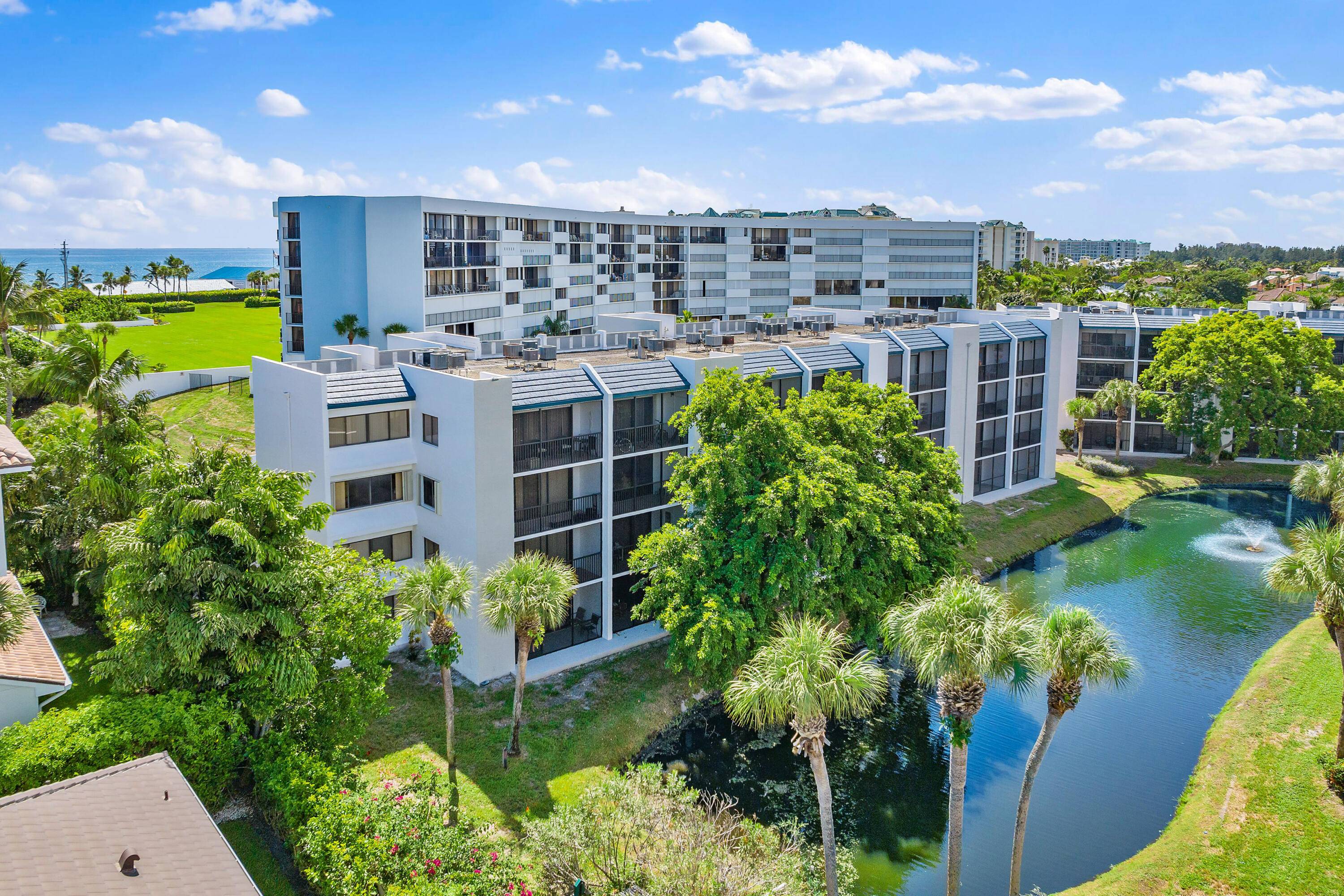 Welcome to your serene retreat at Jupiter Ocean Racquet Club.
